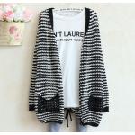 เสื้อไหมพรม เสื้อถักนิตติ้ง เสื้อคลุม ผู้หญิง แขนยาว ตัวหลวม ๆ ใส่สไตล์ วินเทจ แบบคลาสสิค สีดำ ถักแบบ ห่าง ๆ กระเป๋าดำ และ ขาว 526109