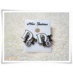 ต่างหู ตุ้มหู D สีขาว 024