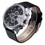 นาฬิกาข้อมือ ผู้ชาย สายหนังแท้ แนว Sport แบบเท่ ใส่ได้ตลอดเวลา สายสีดำ หน้าปัดดำ เหมาะสำหรับ หนุ่มมาดเท่ ของขวัญให้แฟน ยอดนิยม 718005