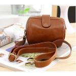 กระเป๋าสะพายข้างผู้หญิง ขนาดเล็ก กระเป๋าใส่กล้อง สะพายข้าง สีน้ำตาล หนัง pu กันน้ำ แข็งแรงทนทาน ดีไซน์เก๋ หายาก no 643950
