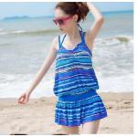 ชุดว่ายน้ำ ทูพีช แบบ บิกินี่ โทนสีน้ำเงิน ชุดว่ายน้ำ วัยรุ่น ใส ๆ มีเสื้อคลุม และ กางเกงขาสั้น เข้าชุดกัน ใส่เดินชายหาดได้เลย 911593_1