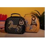 กระเป๋าถือผู้หญิง ขนาดกลาง กระเป๋าแฟชั่น หนังมัน หนัง Pu ลายม้า กระเป๋าถือแฟชั่น ยุโรป สีดำ และ สีน้ำตาล กระเป๋าใส่ของจุกจิก 990369