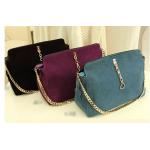 กระเป๋า คลัช กระเป๋าขนาดกลาง สำหรับออกงาน ดีไซน์ สวย หรู สีพื้น ม่วง ฟ้าคราม และ ดำ กระเป๋าหนัง ด้านหน้า เป็น กำมะหยี่ เรียบหรู มีระดับ 187980