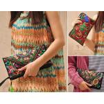 กระเป๋าถือออกงาน แบบไทย ๆ ลายปัก กระเป๋าคลัท สีดำ ใช้แทน กระเป๋าสตางค์ ได้เลย ใส่โทรศัพท์ แบบ เก๋ ๆ สไตล์ ฝรั่งชอบ 811547