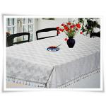 ผ้าปูโต๊ะ สุดหรู ผ้าซาตินสีครีม ราคาถูก