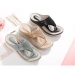 รองเท้าแฟชั่น หูคีบ ผู้หญิง เสริมส้นเล็กน้อย รองเท้าแตะ ลายฉลุ ใส่เที่ยว แบบคูล ๆ รองเท้าแตะผู้หญิง ใส่เที่ยว 835791