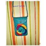 กระเป๋าสะพายข้าง ใส่โทรศัพท์ มือถือ สีเขียว หนัง pu กันน้ำ ประดับลายดอกไม้ด้านหน้า สวยงาม หมดปัญหาเรื่องการลืมโทรศัพท์อีกต่อไป te002