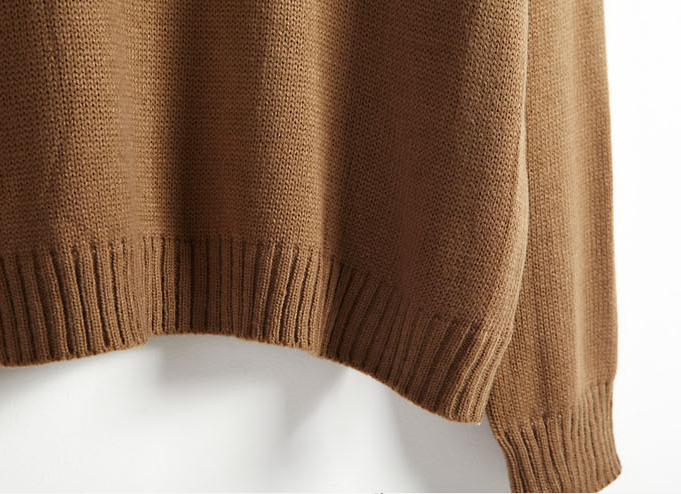 Sweater เสื้อสเวทเตอร์แขนยาว สีน้ำตาล ทรงสวย จะใส่เดี่ยวไหรือใส่โค้ทคลุมก็เริ่ด
