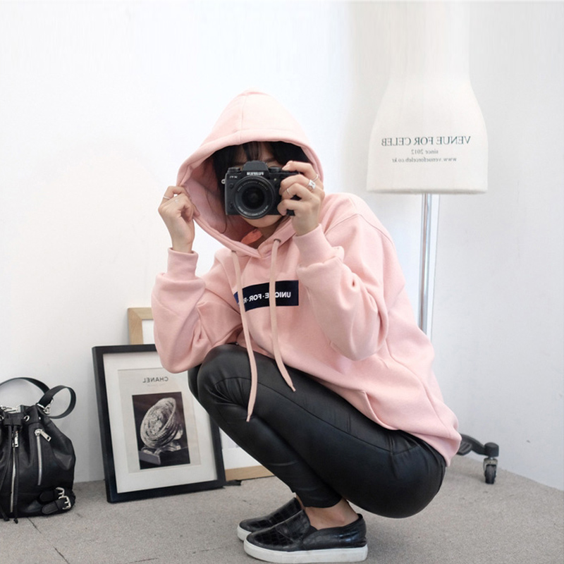 เสื้อกันหนาวฮู้ดดี้ แฟชั่นเกาหลี สีชมพู น่ารักมากจ้า ผ้าเนื้อไม่หนาใส่ในไทยได้จ้า พร้อมส่ง งานจริงในภาพสุดท้าย