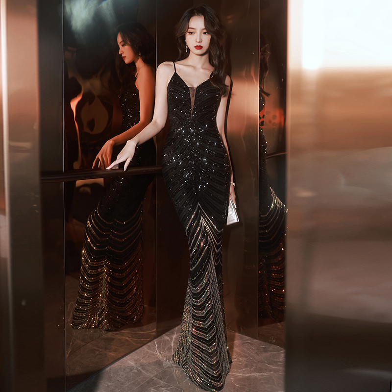 ชุดราตรี ชุดราตรีสวยหรู แบบ ทันสมัย Evening dress