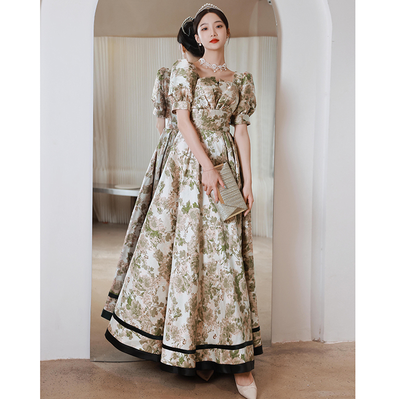 ชุดราตรี ชุดราตรีสวยหรู แบบ ทันสมัย Evening dress