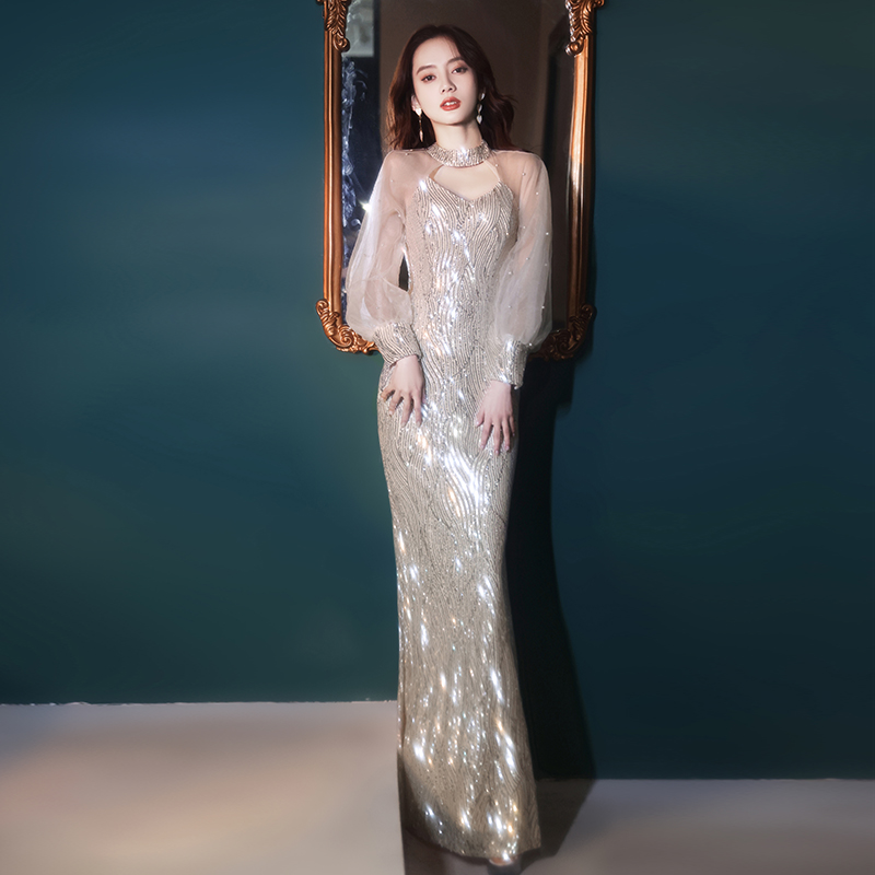 ชุดราตรี ชุดราตรีสวยหรู แบบ ทันสมัย Evening dress