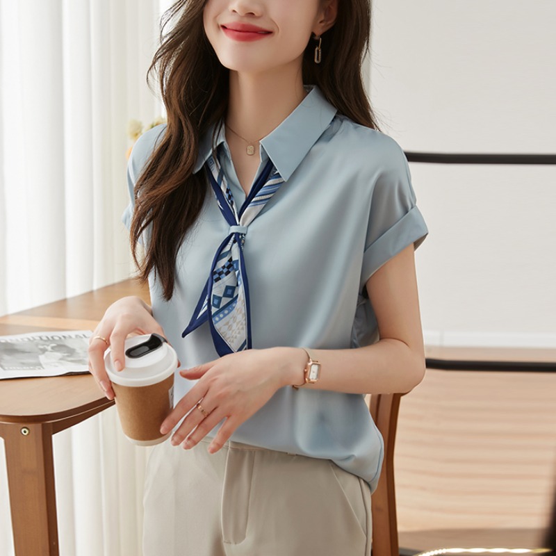 เสื้อเชิ้ตผู้หญิงแขนยาว เสื้อเชิ้ตผู้หญิงใส่ทํางาน 390 บาทต่อชิ้น ฟรีค่าจัดส่ง