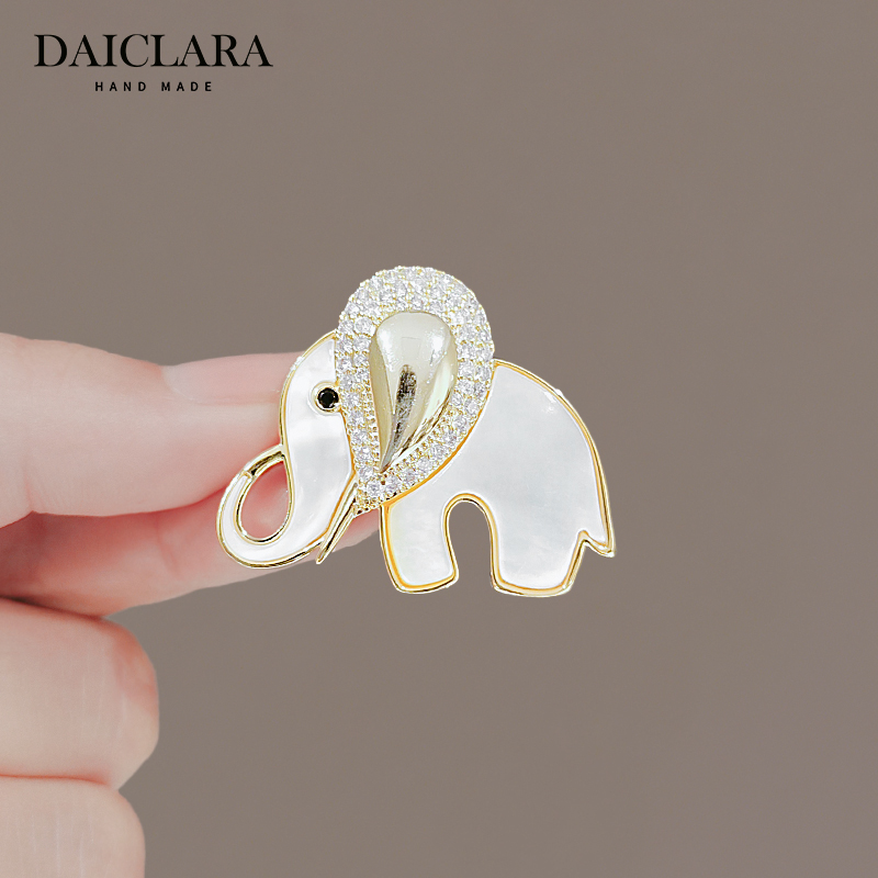 เข็มกลัด เข็มกลัดสวยๆ เข็มกลัดติดเสื้อ Brooch