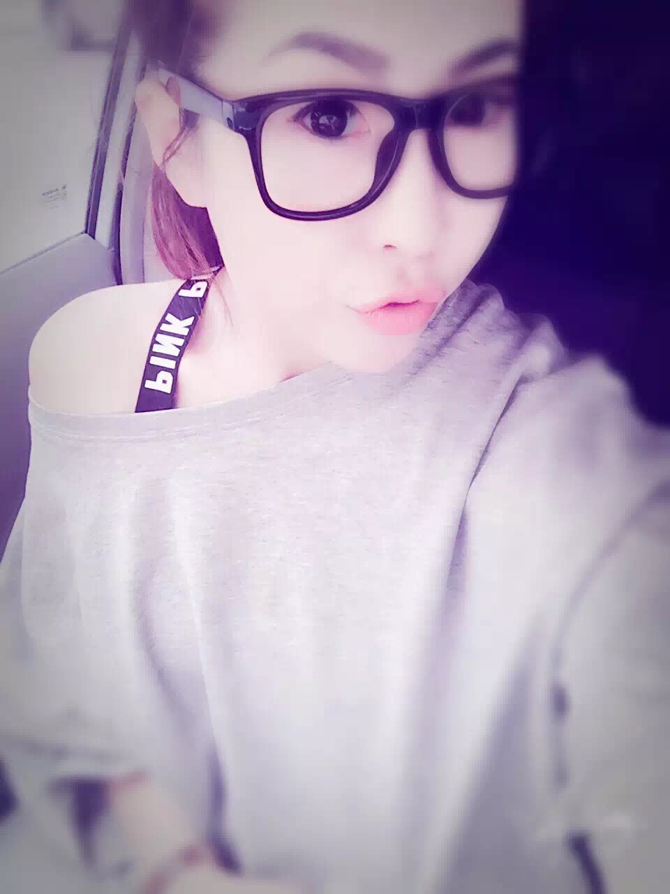 เสื้อกล้าม ครึ่งตัว มีลายตัวหนังสือที่สาย เท่ๆ ผ้าสเปนเด็กใส่สบาย มีฟองน้ำ