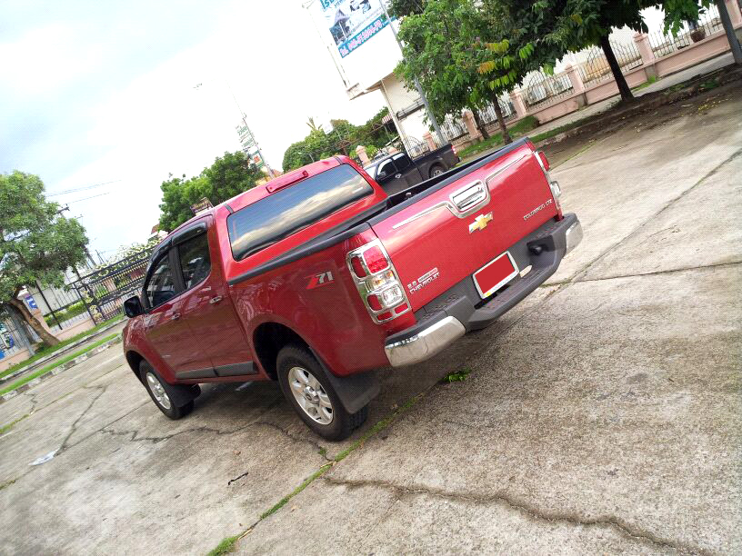 คิ้วท้ายโครเมี่ยม New Colorado 2012-2015