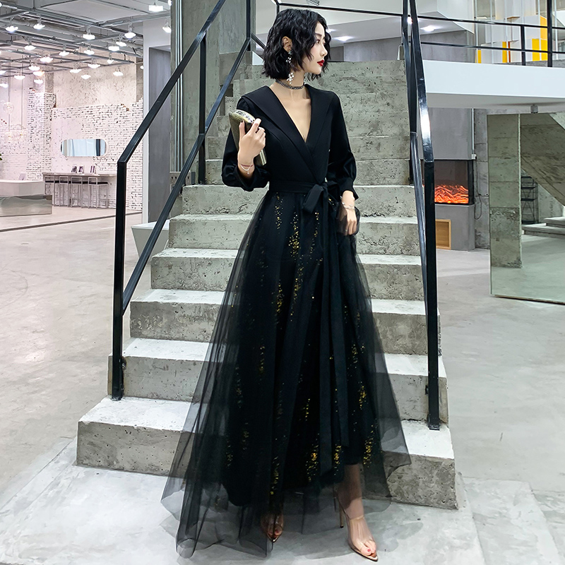 ชุดราตรี ชุดราตรีสวยหรู แบบ ทันสมัย Evening dress