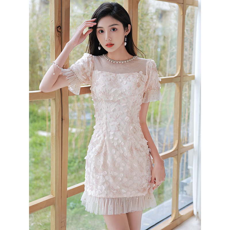 ชุดราตรี ชุดราตรีสวยหรู แบบ ทันสมัย Evening dress