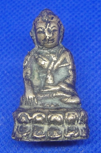พระกริ่งผมหวี