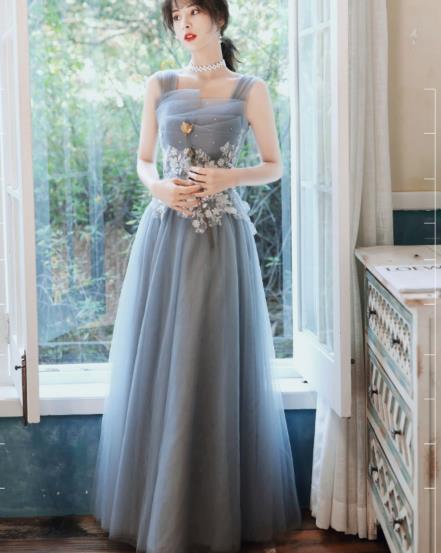 ชุดราตรี ชุดราตรีสวยหรู แบบ ทันสมัย Evening dress