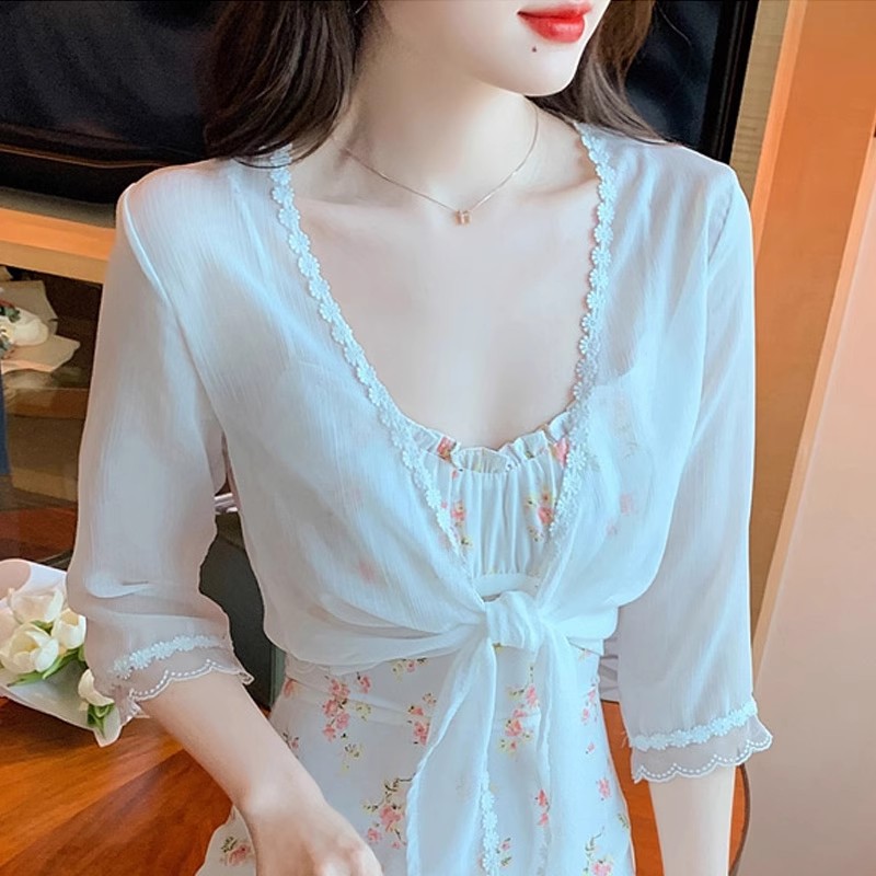 เสื้อเชิ้ตผู้หญิงใส่ทํางาน 390 บาทต่อชิ้น ฟรีค่าจัดส่ง