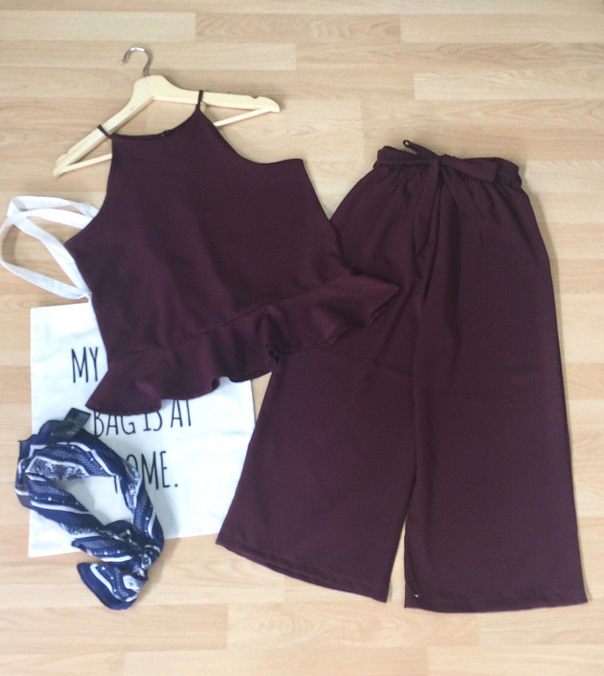Set_bt1493-1567 ชุดเซ็ท 2 ชิ้น เสื้อ+กางเกงขายาวห้าส่วนเอวสม็อคยางยืด งานสวยน่ารักสไตล์เก๋ๆ ชิคๆ เซ็ทสองชิ้นสวยคุ้ม ใส่เก๋ๆ ได้บ่อย