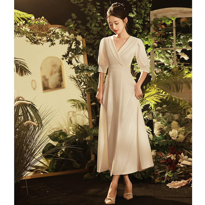 ชุดราตรี ชุดราตรีสวยหรู แบบ ทันสมัย Evening dress