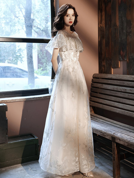 ชุดราตรี ชุดราตรีสวยหรู แบบ ทันสมัย Evening dress