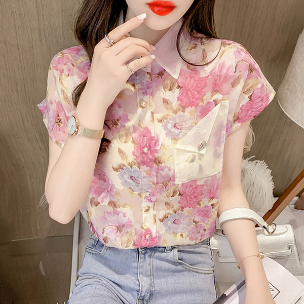 เสื้อลูกไม้ แขนสั้น