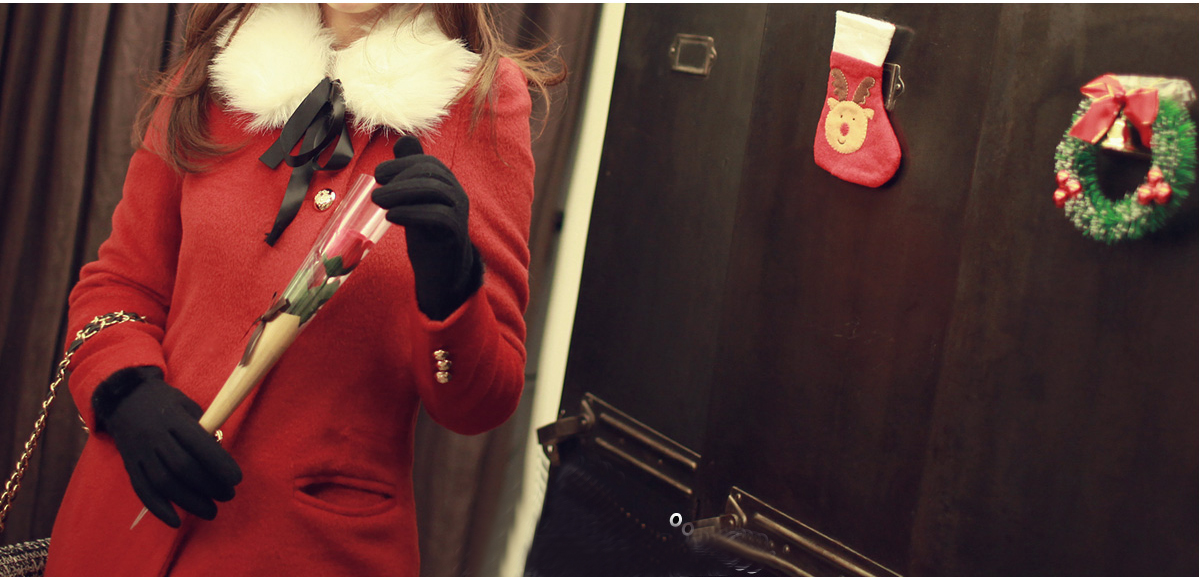 โค้ทกันหนาว สีแดง เก๋ๆ แบบสวยทรงผู้ดีมากๆ แถมขนเฟลอ (ถอดออกได้) ดูดีสุดๆ แบรนด์ RJ STORY แท้ พร้อมส่ง red