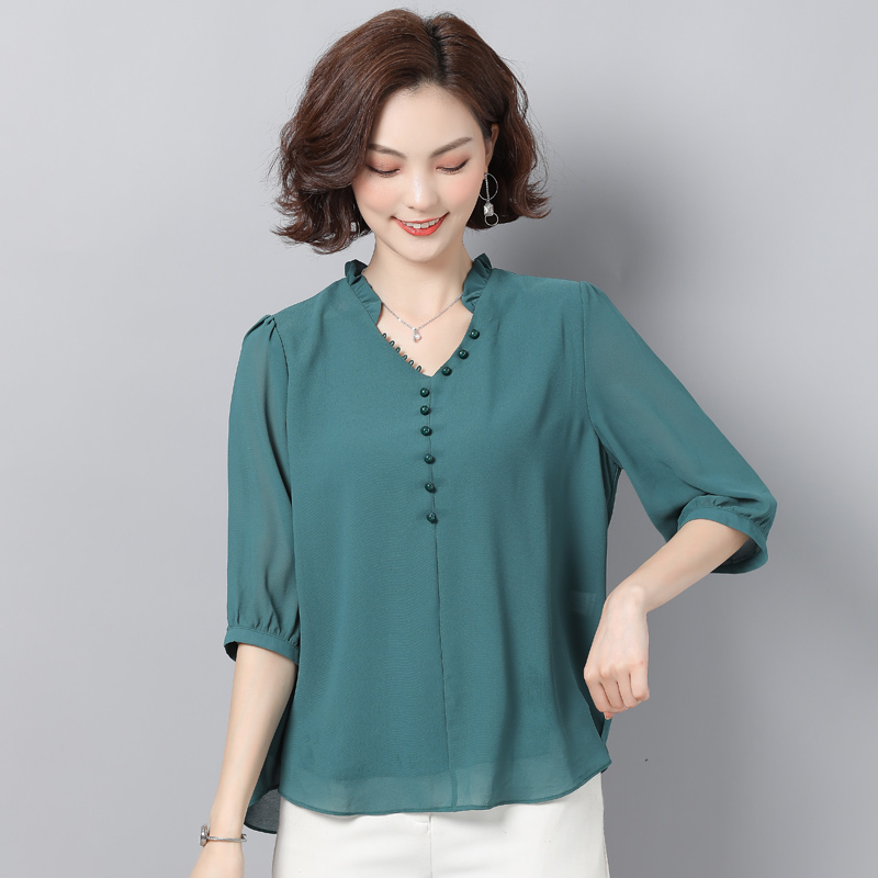 เสื้อเชิ้ตลายดอกผู้หญิง เสื้อเชิ้ตสาววัยผู้ใหญ่ ขายเสื้อผ้าแฟชั่นสุภาพสตรีวัยผู้ใหญ่