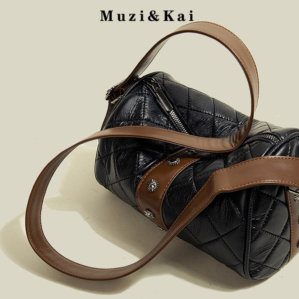 กระเป๋าสะพายข้างผู้หญิง กระเป๋าสะพายสไตล์เกาหลี By Muzi&Kai