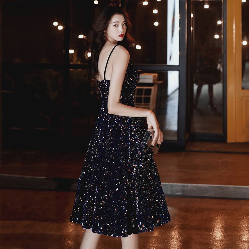ชุดราตรี ชุดราตรีสวยหรู แบบ ทันสมัย Evening dress