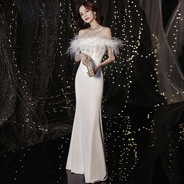 ชุดราตรี ชุดราตรีสวยหรู แบบ ทันสมัย Evening dress
