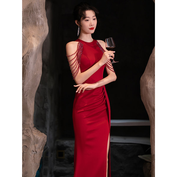 ชุดราตรี ชุดราตรีสวยหรู แบบ ทันสมัย Evening dress