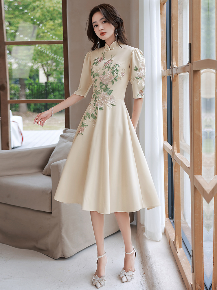 ชุดราตรี ชุดราตรีสวยหรู แบบ ทันสมัย Evening dress
