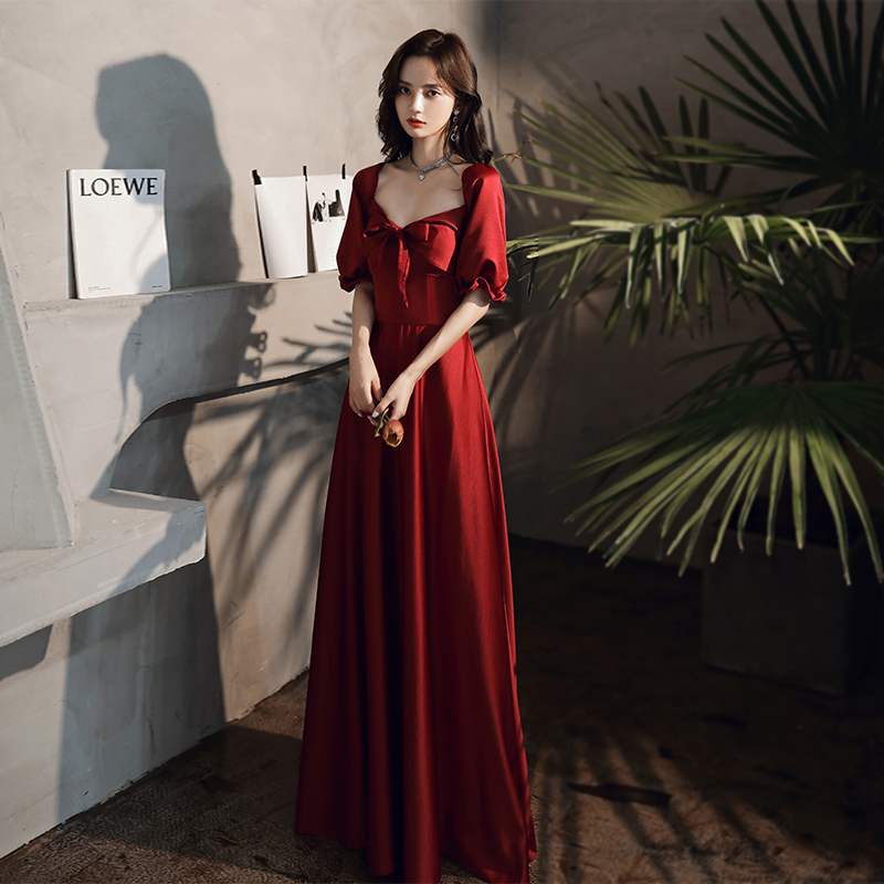 ชุดราตรี ชุดราตรีสวยหรู แบบ ทันสมัย Evening dress