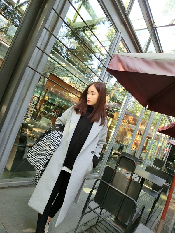 OverCoat เสื้อโค้ทกันหนาว ทรงยาวสีเทา งานดี ผ้าวูลผสมเนื้อหนา เป็นทรง บุซับในกันลม พร้อมส่ง same pic