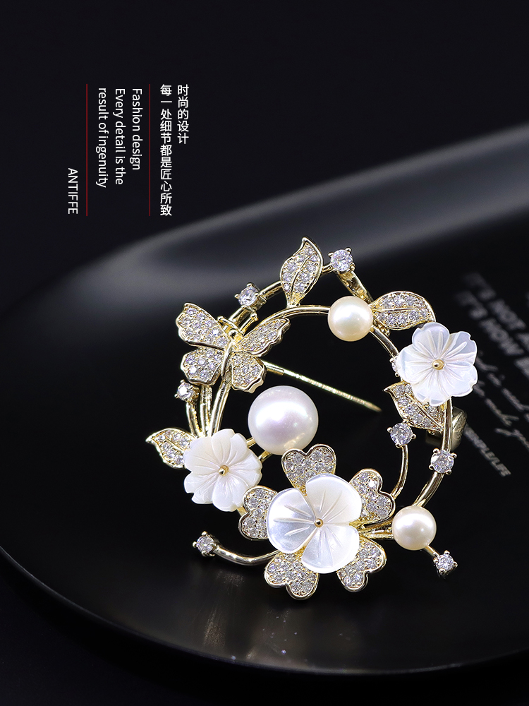เข็มกลัด เข็มกลัดสวยๆ เข็มกลัดติดเสื้อ Brooch
