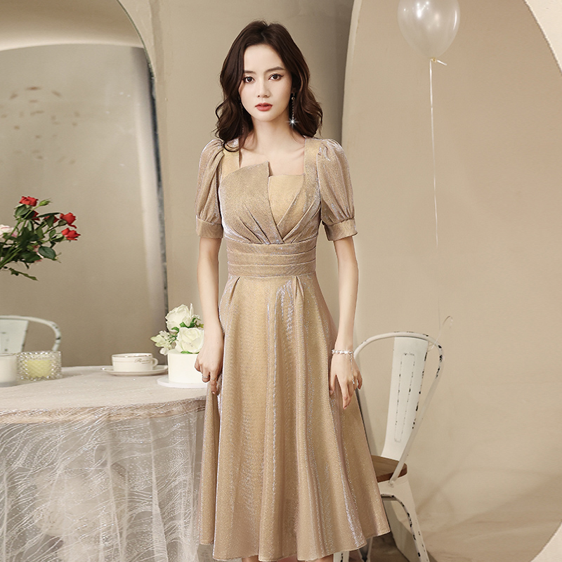ชุดราตรี ชุดราตรีสวยหรู แบบ ทันสมัย Evening dress