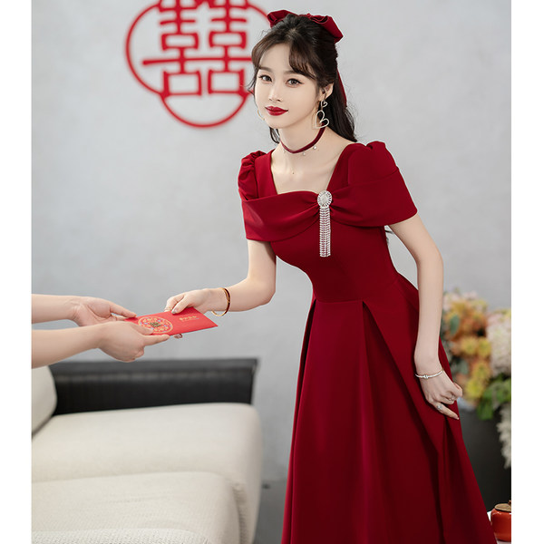 ชุดราตรี ชุดราตรีสวยหรู แบบ ทันสมัย Evening dress