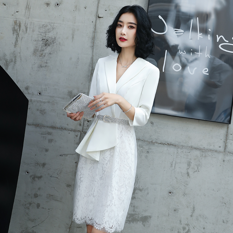 ชุดราตรี ชุดราตรีสวยหรู แบบ ทันสมัย Evening dress