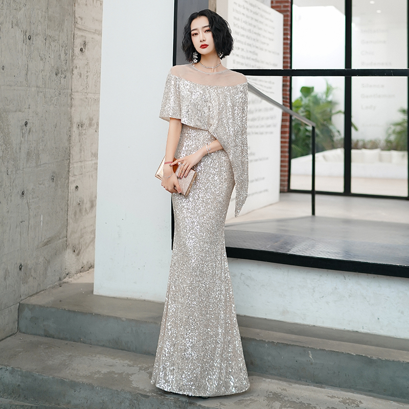 ชุดราตรี ชุดราตรีสวยหรู แบบ ทันสมัย Evening dress