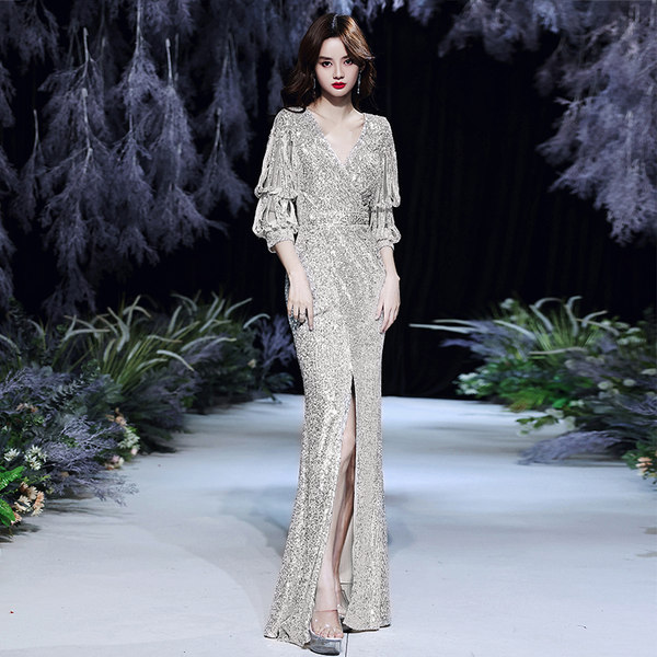 ชุดราตรี ชุดราตรีสวยหรู แบบ ทันสมัย Evening dress