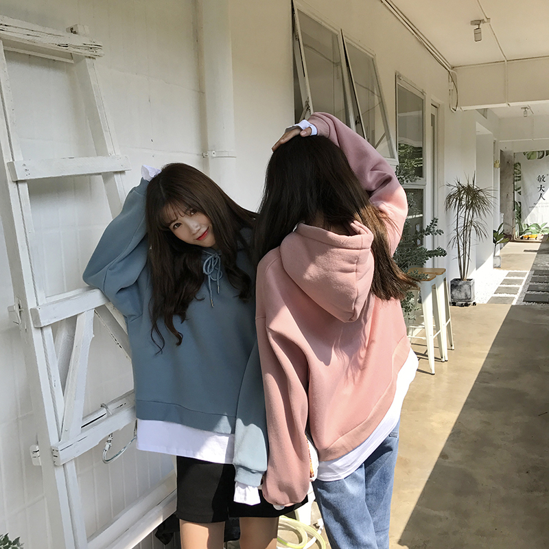 เสื้อกันหนาวแขนยาว แต่งชายเสื้อยืดสีขาวด้านใน ผ้าคอตตอน+สำลีเนื้อนุ่มและอุ่นมากๆ สีโทนหมนๆ กำลังฮิต น่ารักมากค่าาา >< free