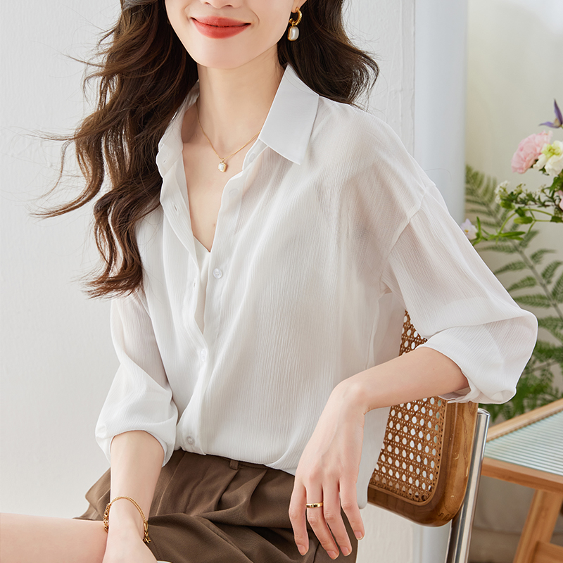 เสื้อเชิ้ตผู้หญิงแขนยาว เสื้อเชิ้ตผู้หญิงใส่ทํางาน 390 บาทต่อชิ้น ฟรีค่าจัดส่ง