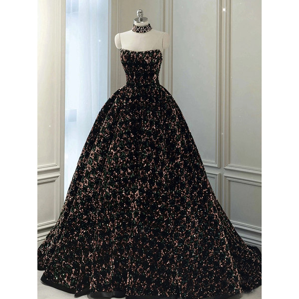 ชุดราตรี ชุดราตรีสวยหรู แบบ ทันสมัย Evening dress