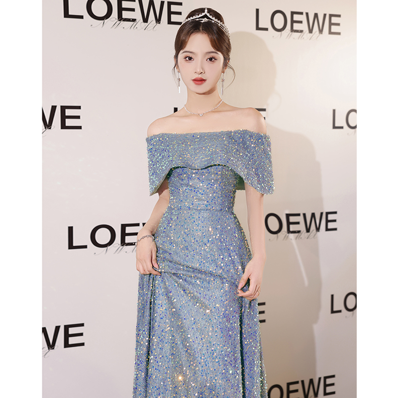 ชุดราตรี ชุดราตรีสวยหรู แบบ ทันสมัย Evening dress