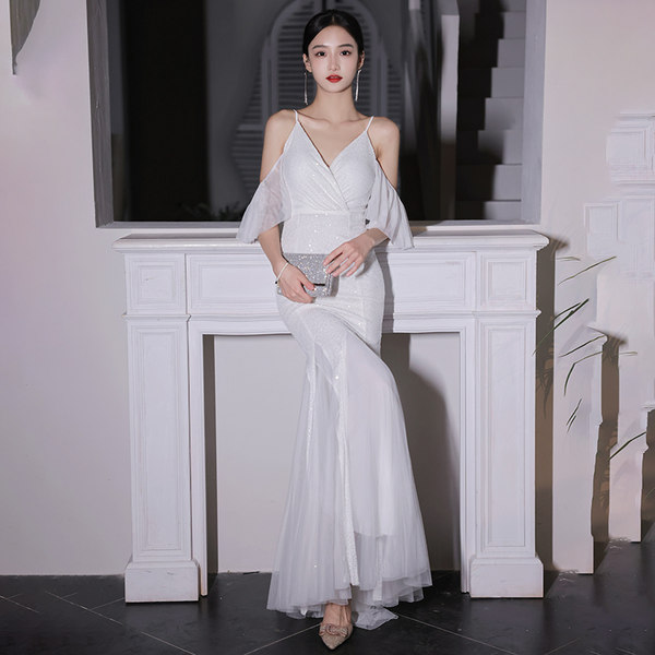 ชุดราตรี ชุดราตรีสวยหรู แบบ ทันสมัย Evening dress