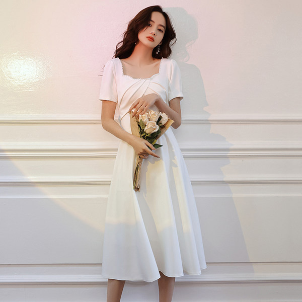 ชุดราตรี ชุดราตรีสวยหรู แบบ ทันสมัย Evening dress